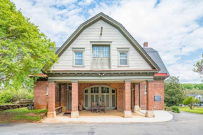 The Long Run - 2 CA King Sized Beds+ - Sleeps 8-10